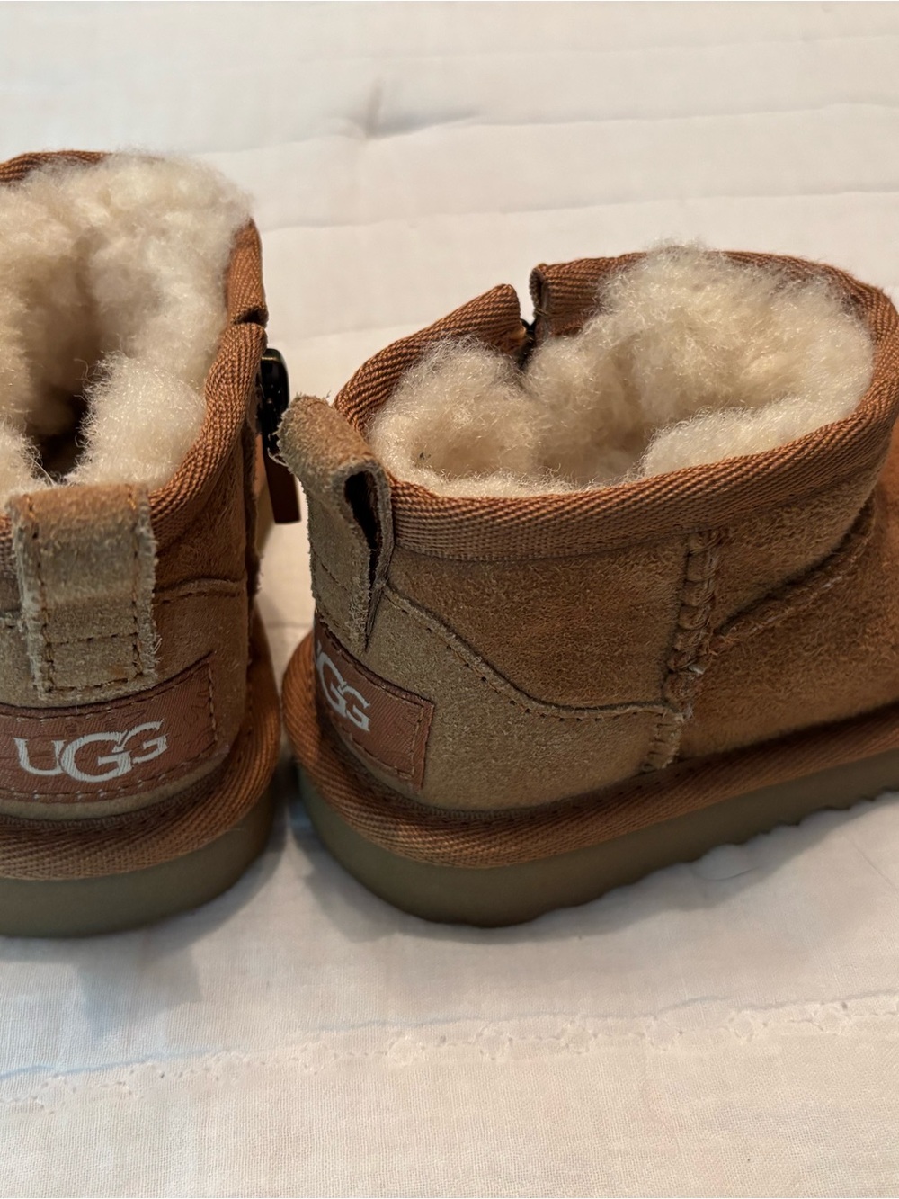 UGG kids classic ultra mini